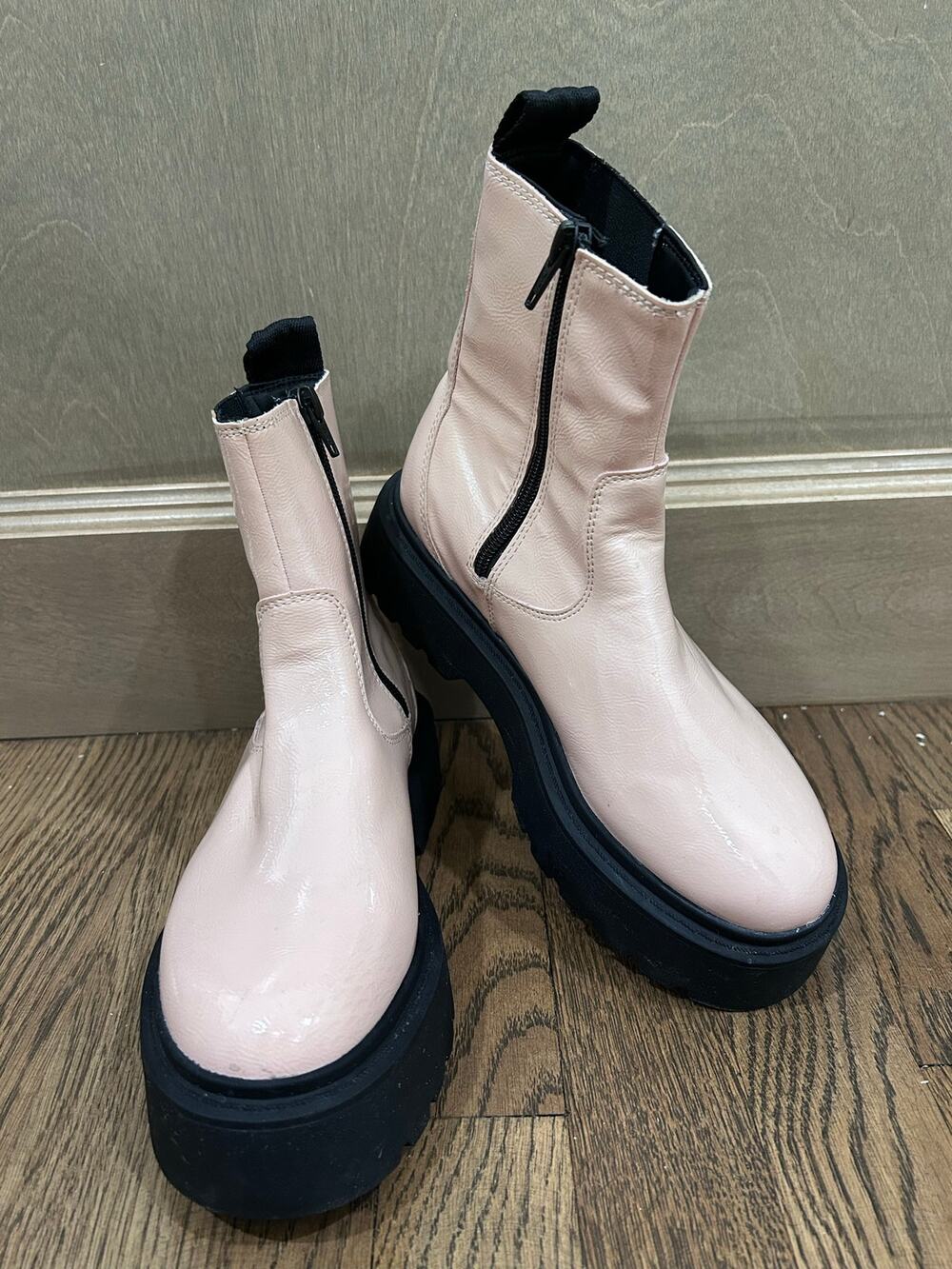 Zara Pink Patent Leather Chunky Platform Chelsea Lug Sole Ankle Boots Size 35